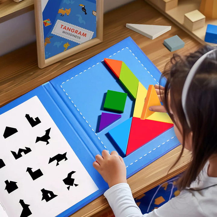 Kit Libro Tangram Magnético Montessori 📖 BRILLIANT MINDS 🧠 (+160 patrones para formar divertidas figuras.)